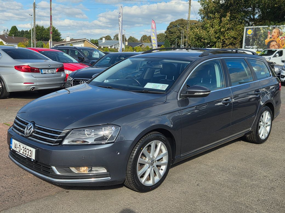 2014 Volkswagen Passat - image 6