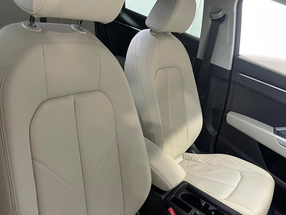 2021 Audi Q3 - image 7