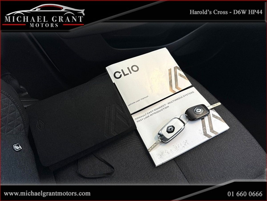 2023 Renault Clio AUTOMATIC 1.0 PETROL TCe90 CVT D Full Equilibre / 1 OWNER / IRISH CAR €19,950