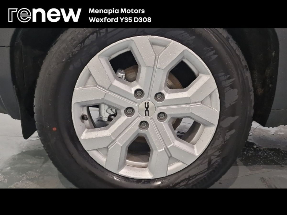 2026 Dacia Duster MHEV 140 Expression €31,514