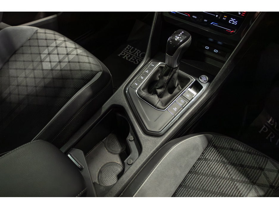 2023 Volkswagen Tiguan 1.4 TSI PHEV 245HP R-Line DSG €37,950