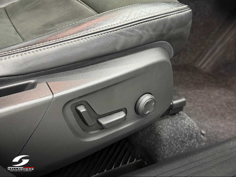 2020 Volvo XC40 - image 22