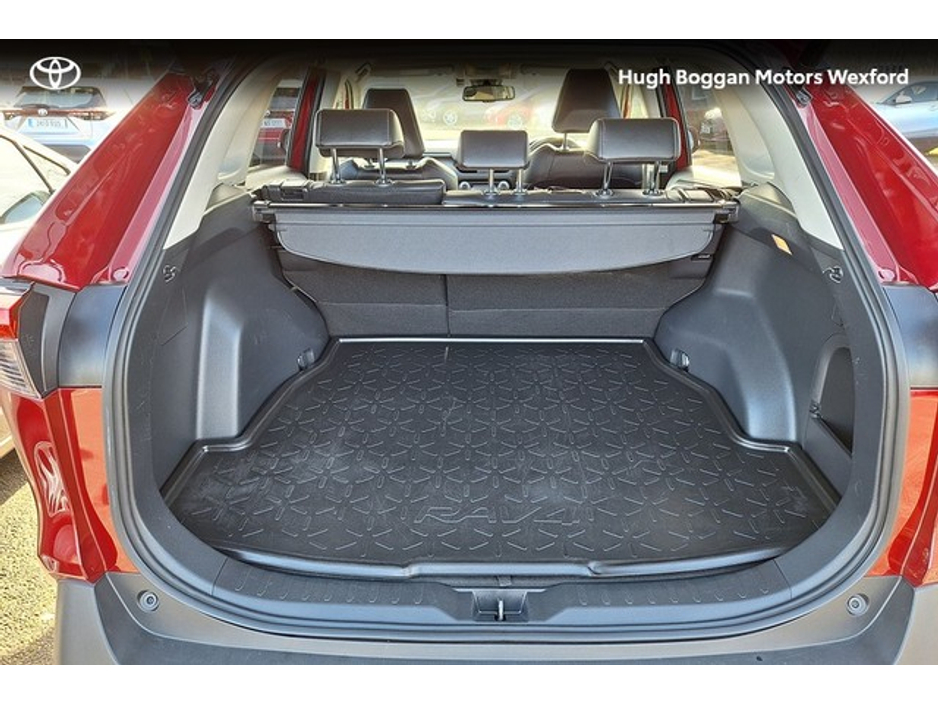 2021 Toyota Rav4 - image 10