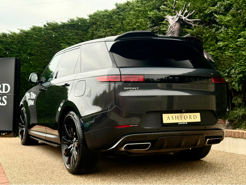 2023 Land Rover Range Rover Sport 3.0 P440E SE €89,950