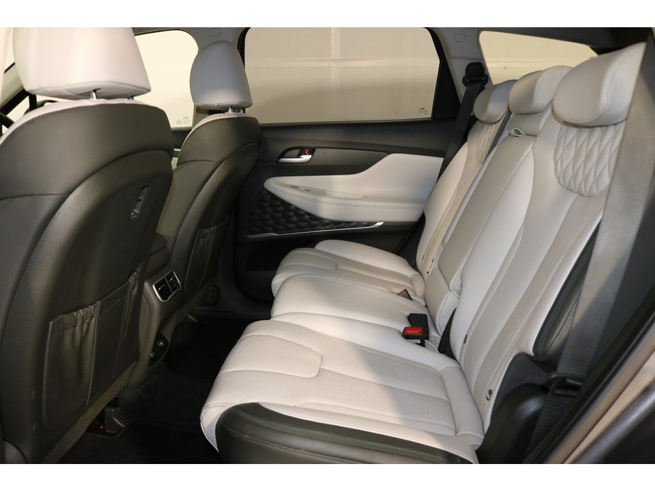 2024 Hyundai Santa Fe PHEV EXECUTIVE PLUS 4WD 1.6L PETROL AUTOMATIC 7 SEATER €49,995