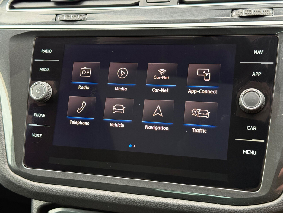 2019 Volkswagen Tiguan - image 20