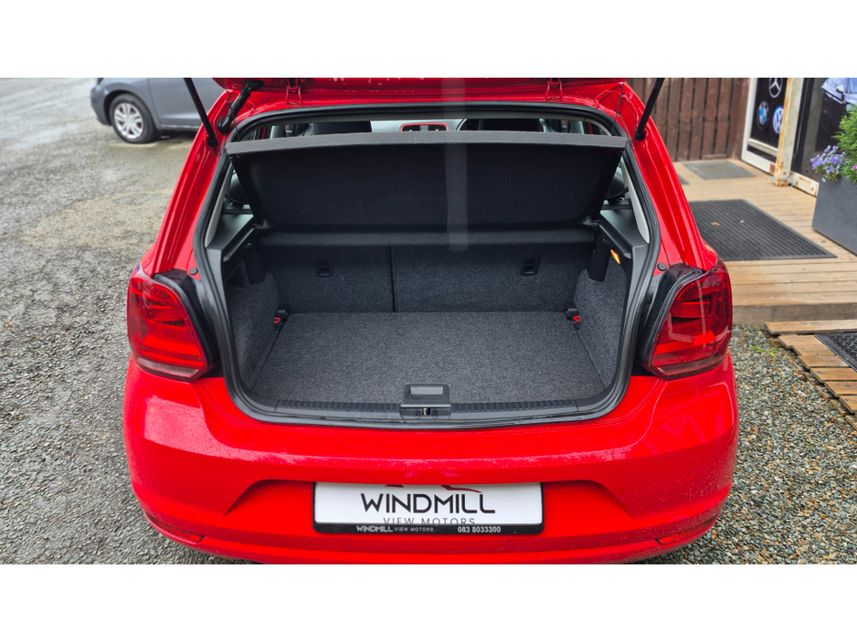 2017 Volkswagen Polo - image 14