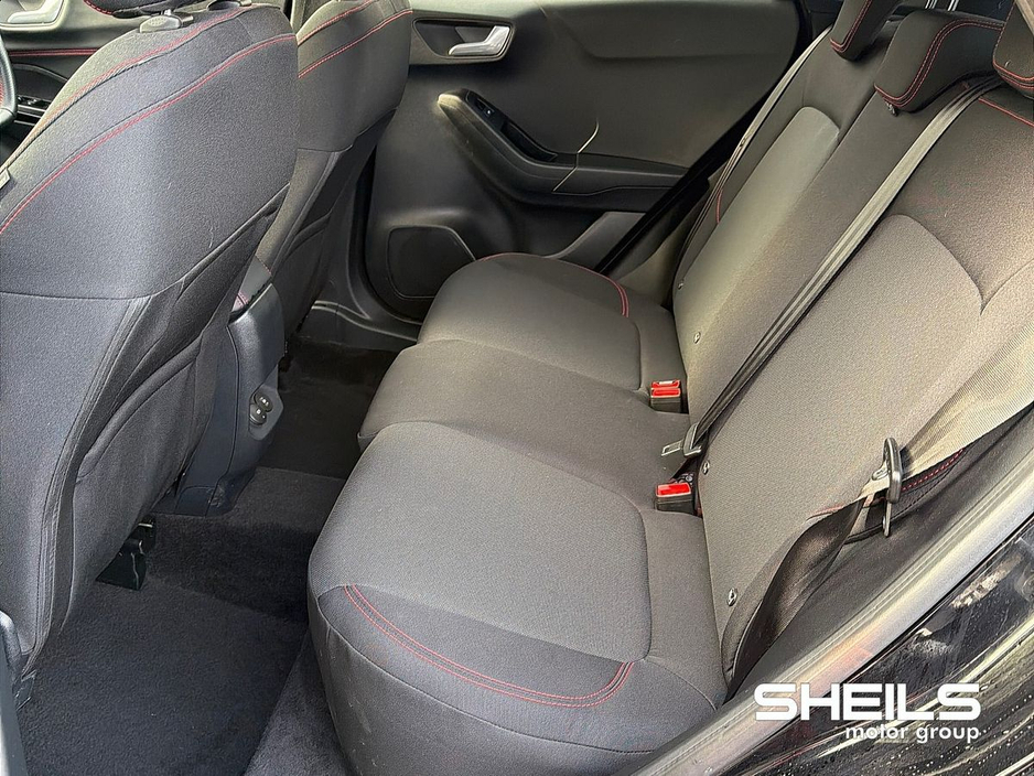 2025 Ford Puma - image 7