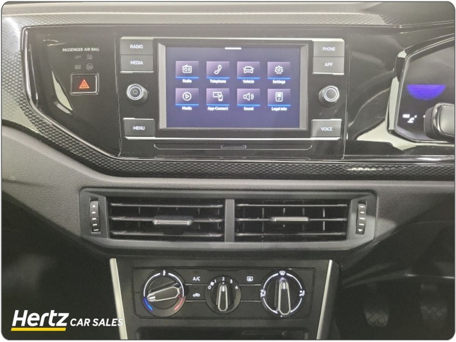 2024 Volkswagen Polo - image 14