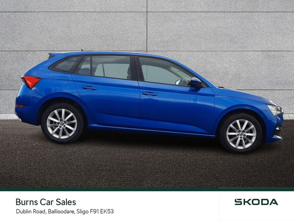 2022 Skoda Scala - image 10