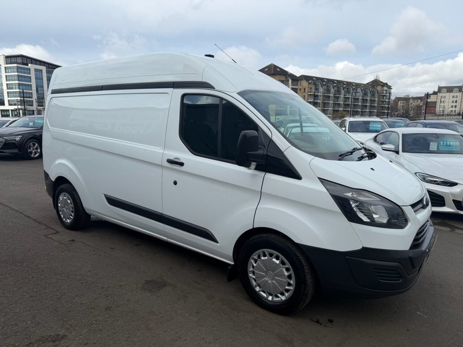 2016 Ford Transit Custom - image 2