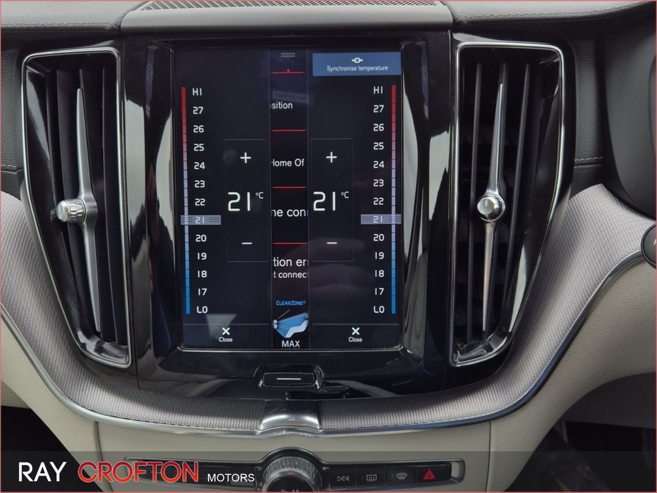 2020 Volvo XC60 - image 13