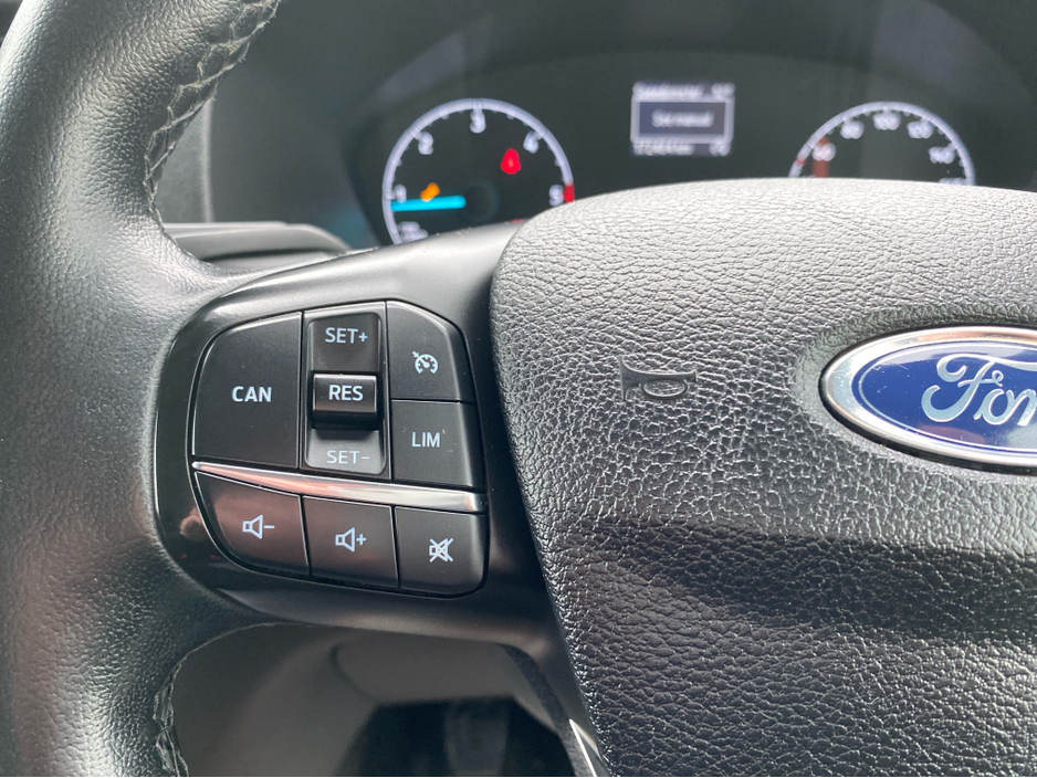 2021 Ford Transit Custom - image 9