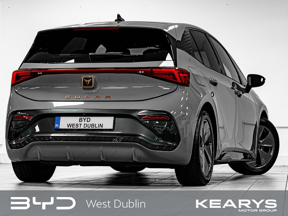 2022 Cupra Born - image 8