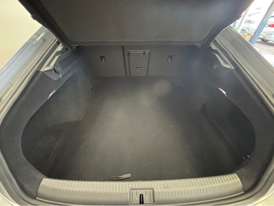 2018 Volkswagen Arteon - image 10