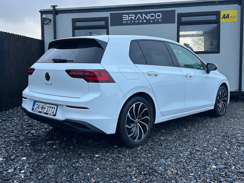 2024 Volkswagen Golf Volkswagen Golf Style DSG 2.0 TDI 2024 €30,950