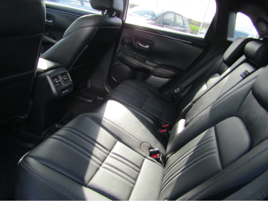 2024 Honda ZR-V - image 9