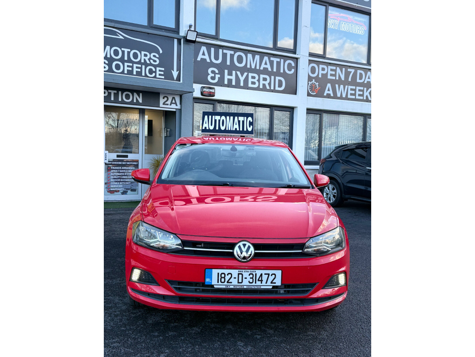 2018 Volkswagen Polo - image 2