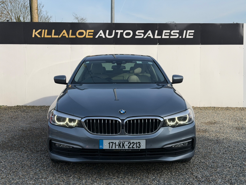 2017 BMW 5 Series - image 2