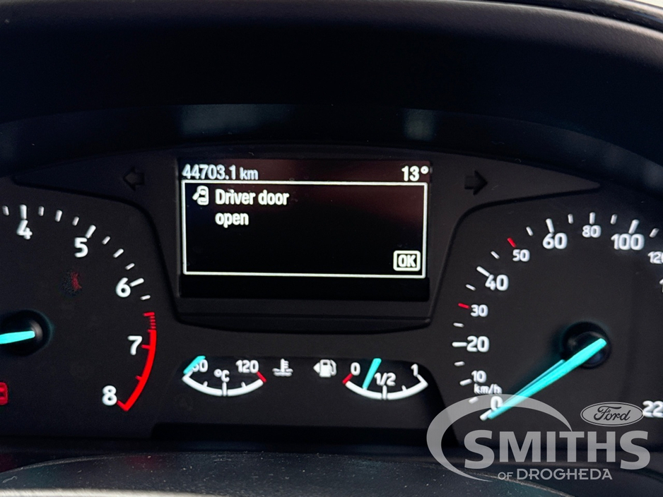 2020 Ford Fiesta - image 28