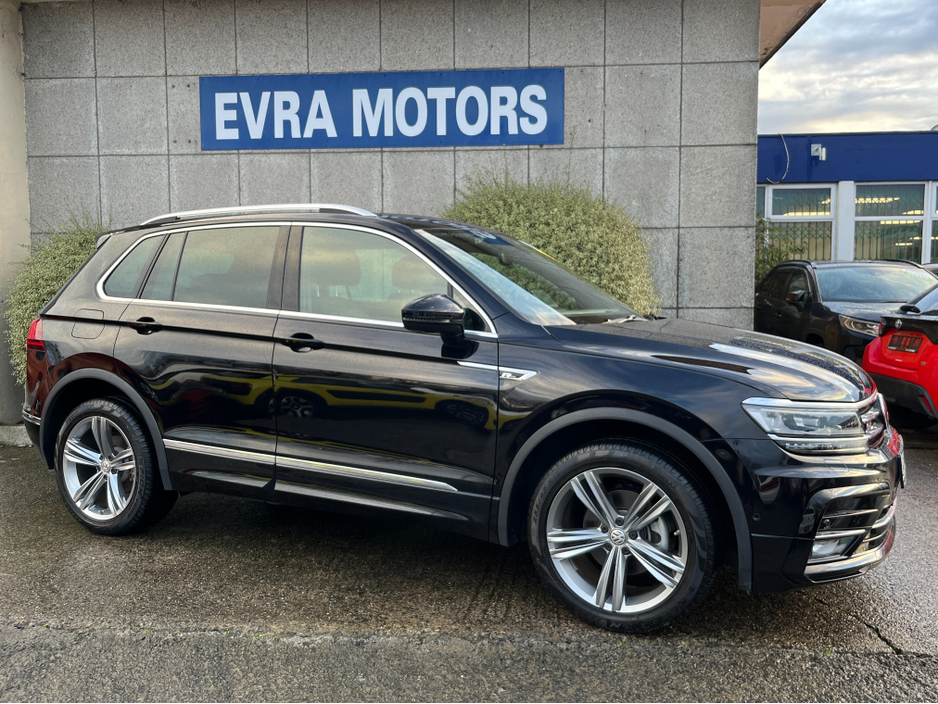 2020 Volkswagen Tiguan R-LINE 4MOTION AUTOMATIC 2.0 DIESEL //LOW MILES//HIGH SPEC//HEATED FRONT AND REAR SEATS//HEAD UP DISPLAY//360 PARKING CAMERAS// €34,950
