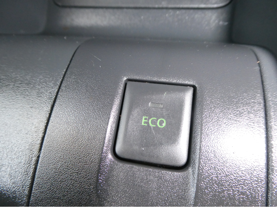 2015 Renault Kangoo - image 35