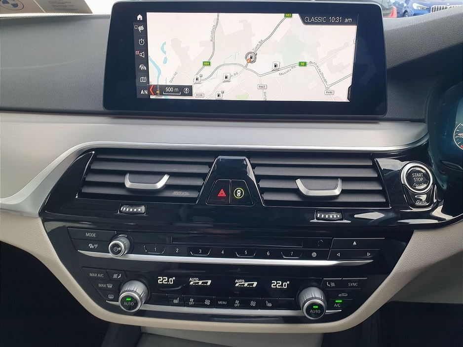 2019 BMW 5 Series 520d SE Auto €27,995