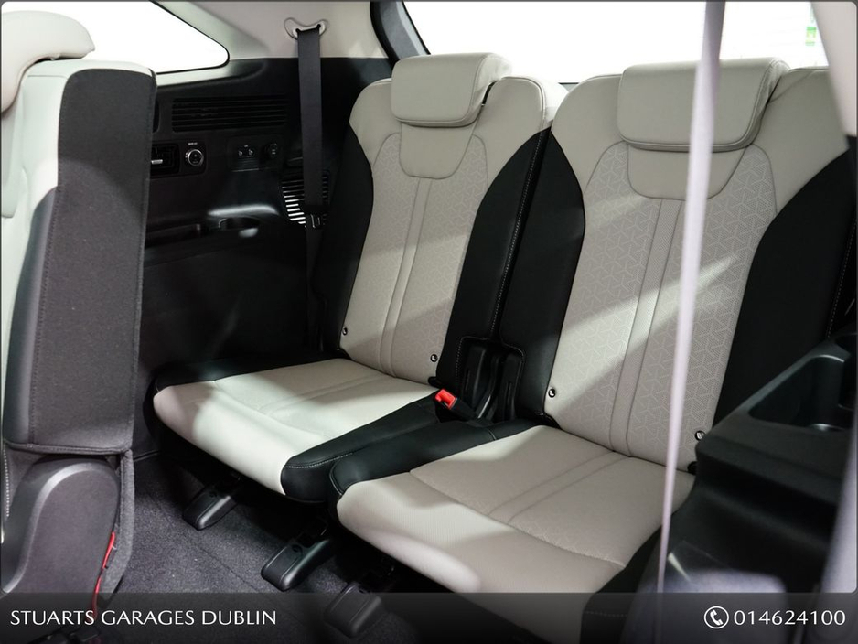 2024 Kia Sorento - image 6