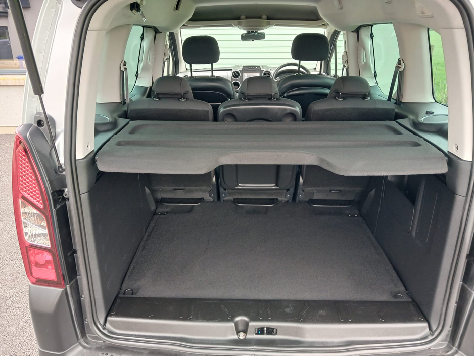 2018 Peugeot Partner - image 18