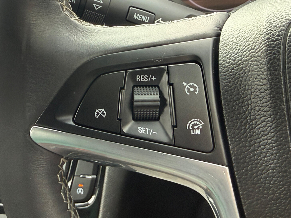 2017 Vauxhall Mokka - image 17