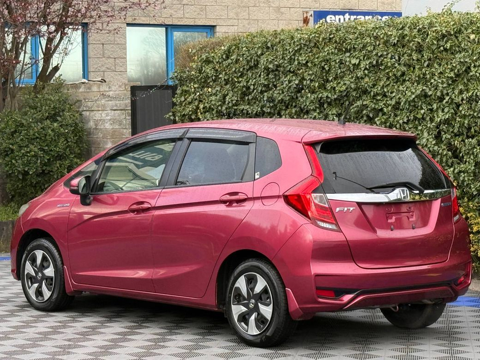 2018 Honda Fit - image 5
