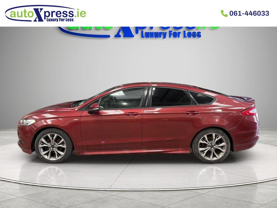 2017 Ford Mondeo - image 2