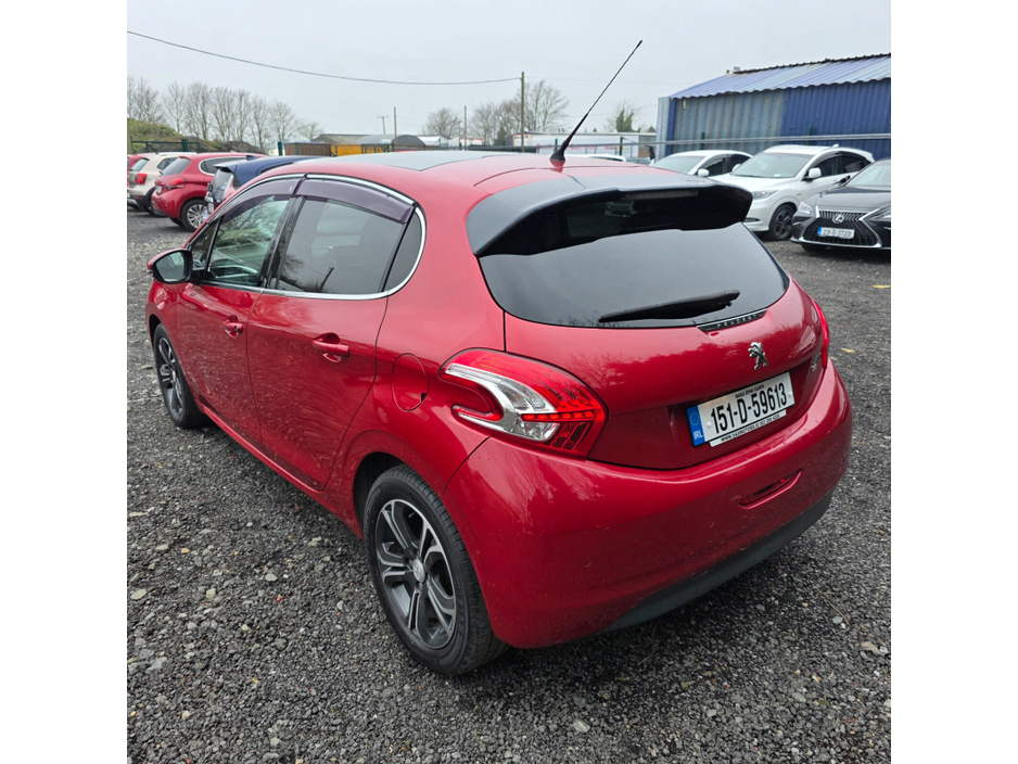 2015 Peugeot 208 1.0 PureTech 68bhp Access 5 dr €7,950