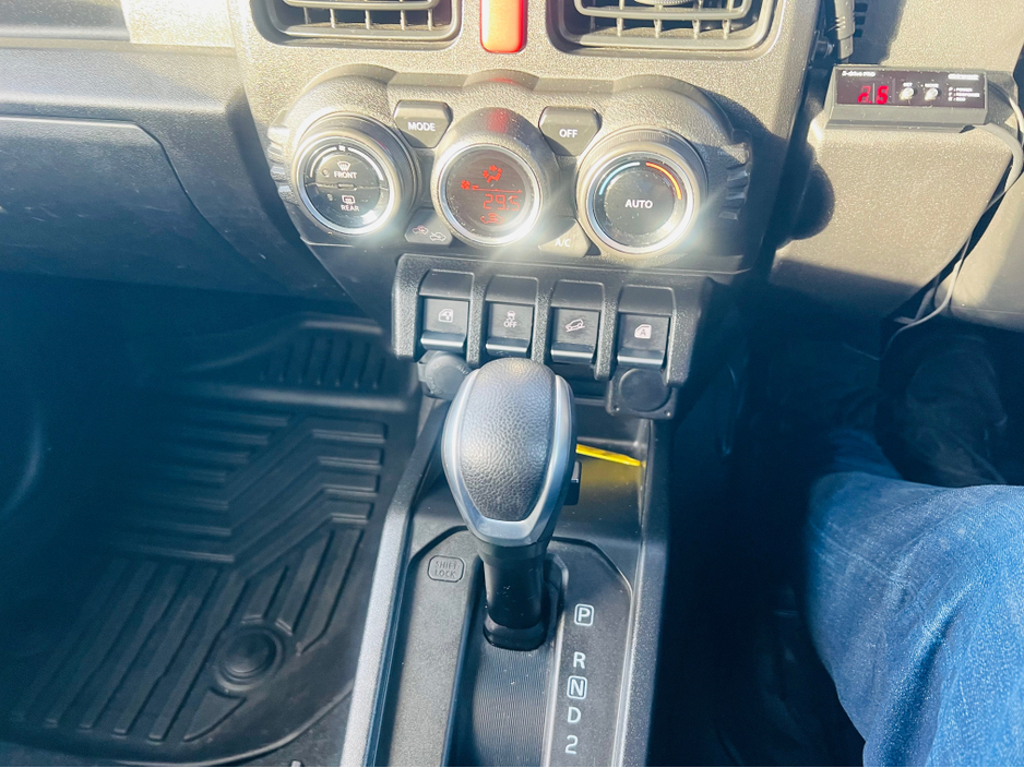 2022 Suzuki Jimny - image 17