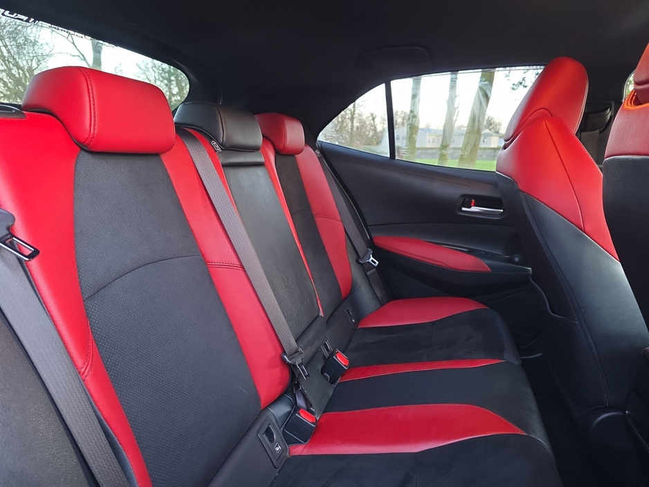 2019 Toyota Corolla 1.8 Hybrid Aura Hatchback €17,950