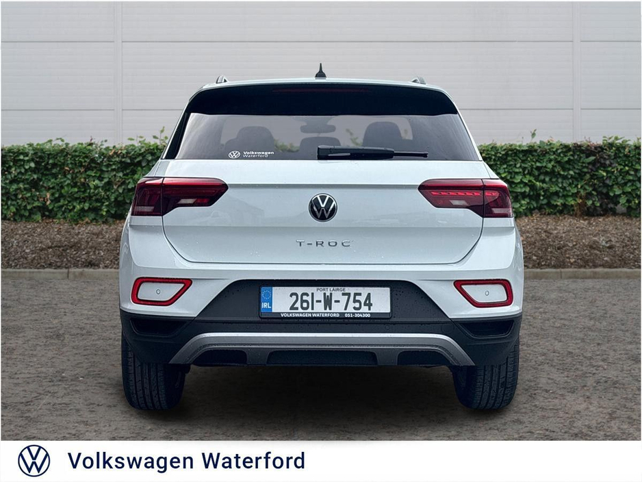 2026 Volkswagen T-Roc - image 13