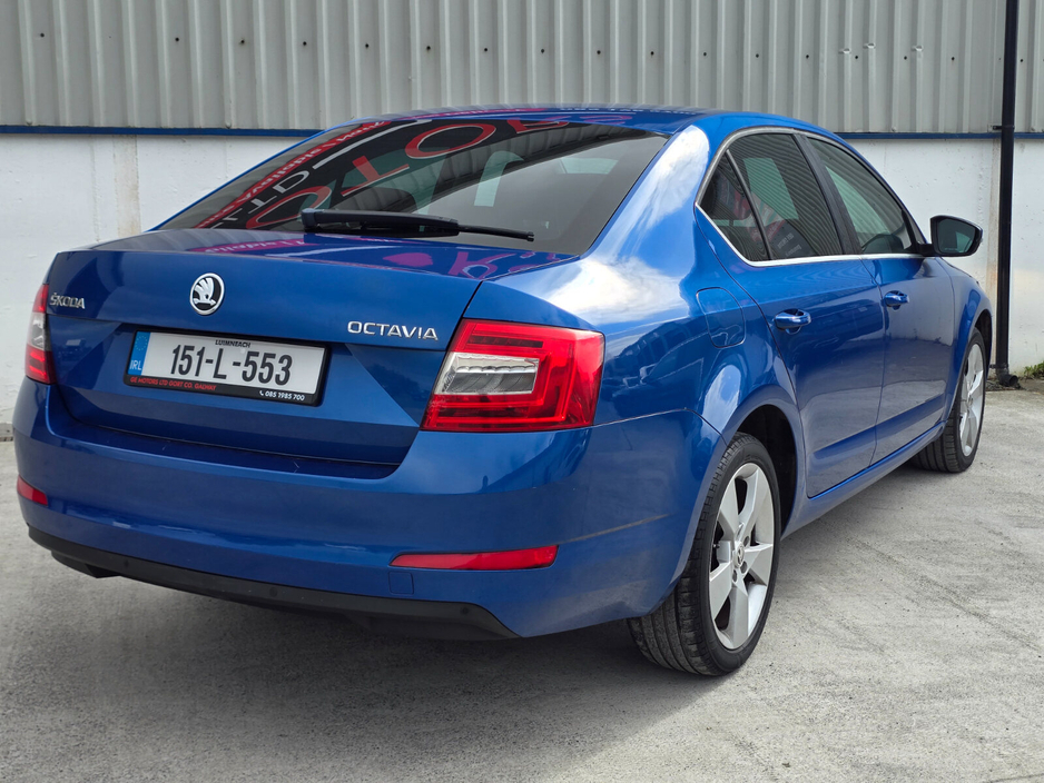 2015 Skoda Octavia - image 6