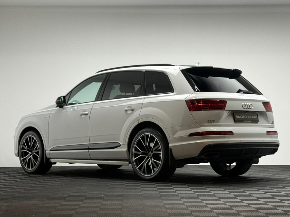 2019 Audi Q7 - image 5