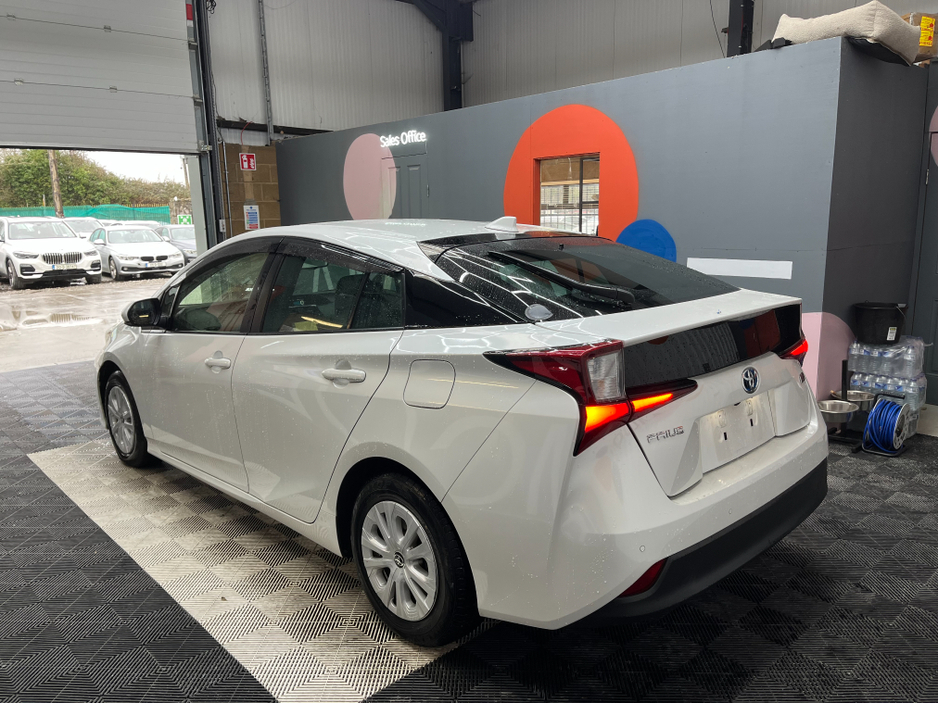 2021 Toyota Prius €20950 2021 TOYOTA PRIUS 1.8 AUTOMATIC / CRUISE CONTROL / 360° PARKING CAMERA AND MORE €20,950