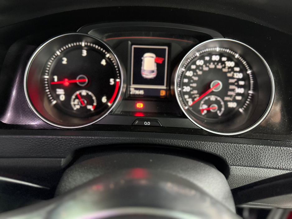 2016 Volkswagen Golf 2.0 TDI GTD €10,950