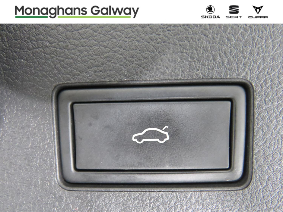 2023 Volkswagen Arteon - image 18