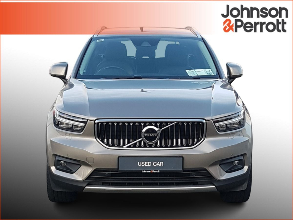 2020 Volvo XC40 - image 4