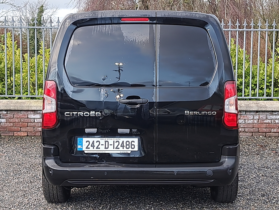 2024 Citroen Berlingo Enterprise Blue 1.5 Diesel Panel van only 22,000 Kms Vat invoice available. €21,750