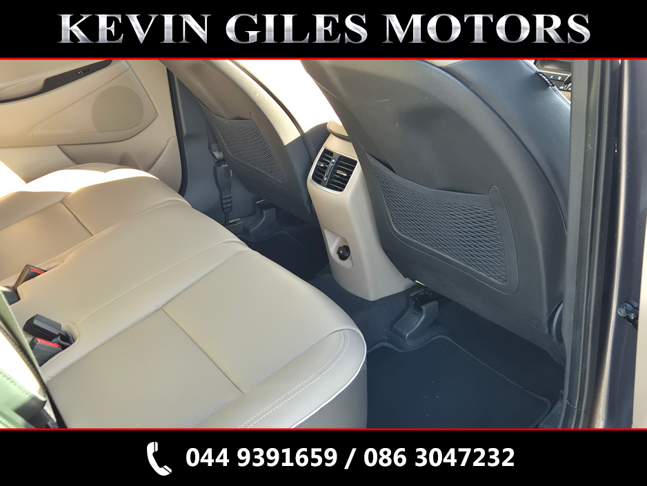 2020 Hyundai Tucson - image 5