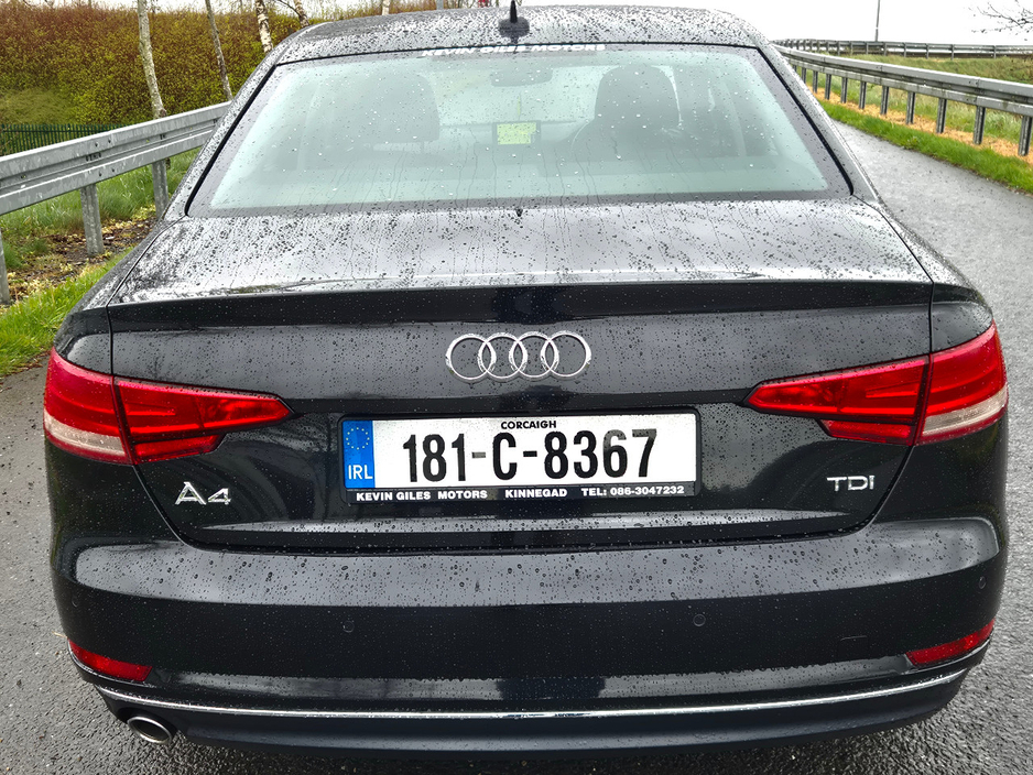 2018 Audi A4 - image 16