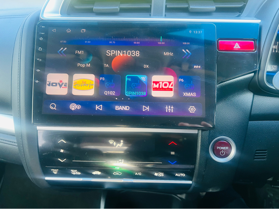 2017 Honda Fit DAA-GP5 €12,950