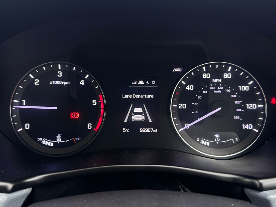 2016 Hyundai i20 - image 23