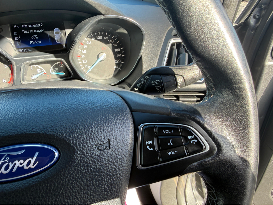 2017 Ford Kuga - image 27