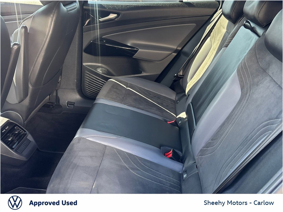 2023 Volkswagen ID.4 - image 7