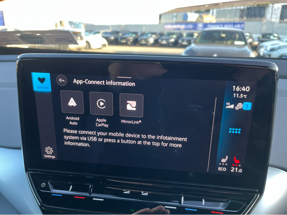 2022 Volkswagen ID.4 - image 19